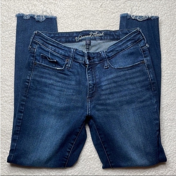 Universal thread Skinny Denim Jeans Raw Hem Distressed Dark busted knees - Picture 4 of 10